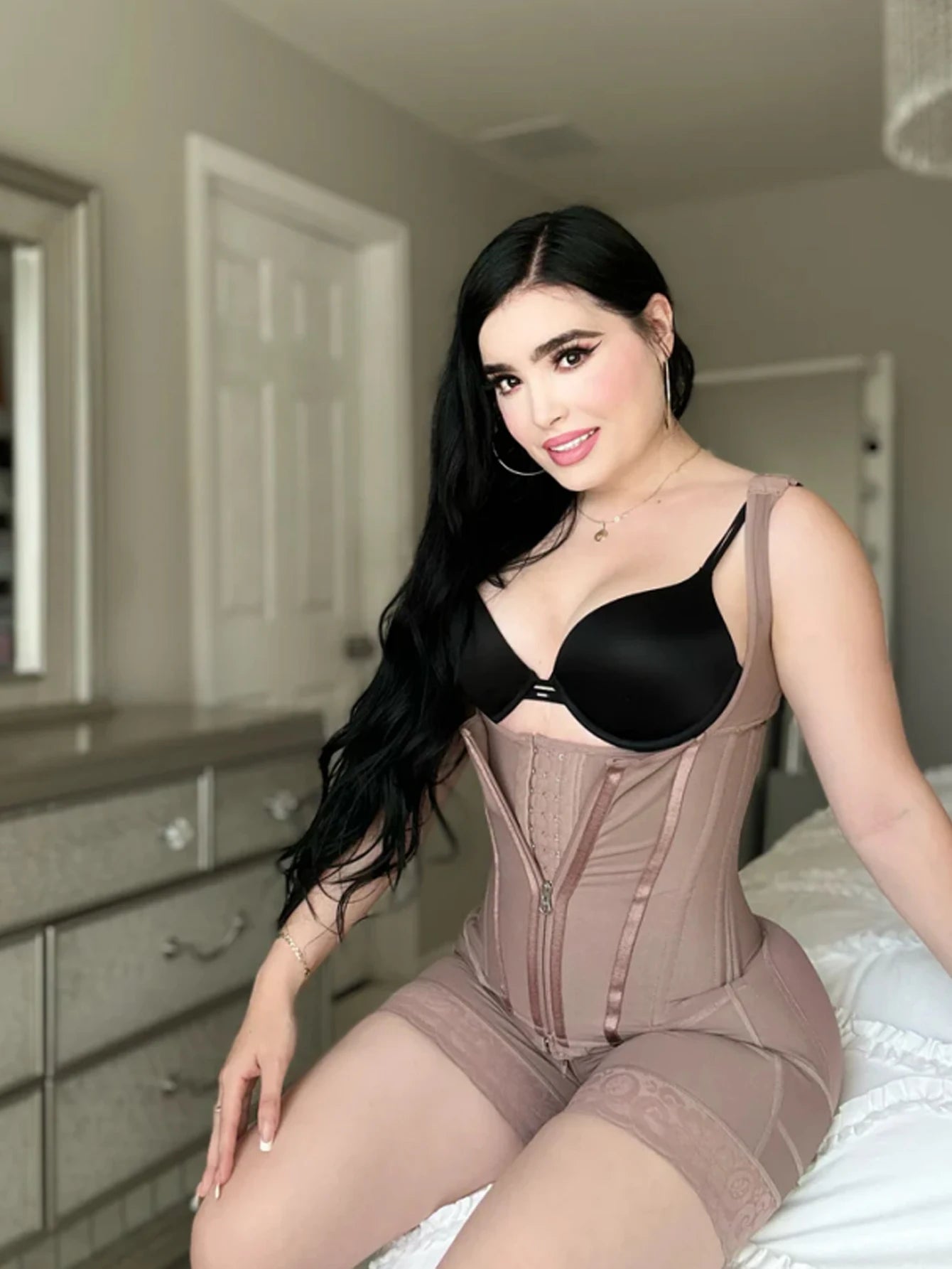 Women’s High Compression Girdle